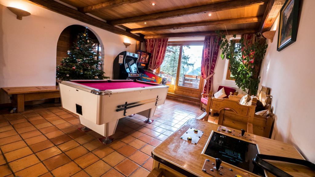 Les Appartments Du Merilys Мерібель Екстер'єр фото